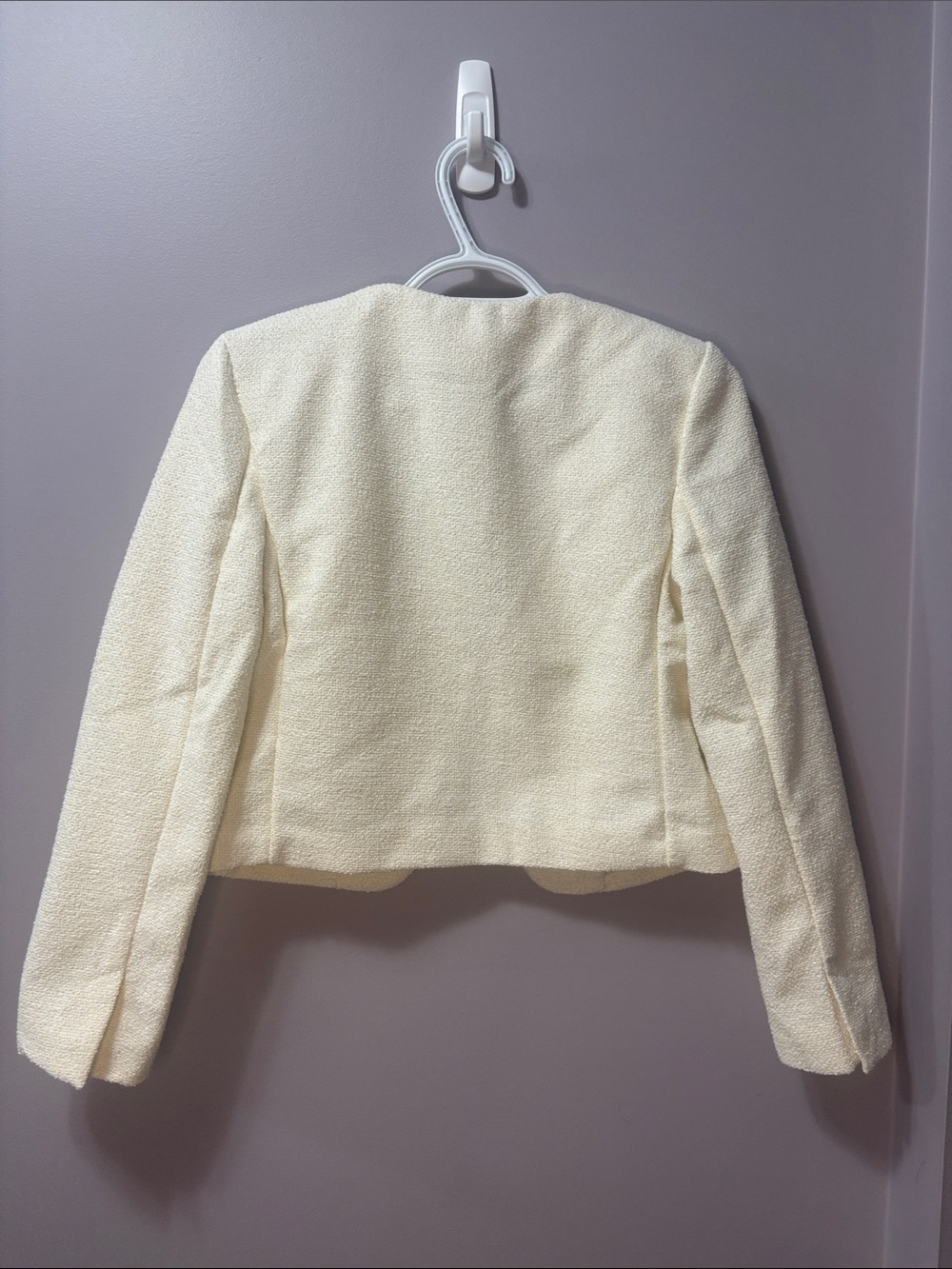 NWT H&M Cream Short Jacket | Bouclé Tweed Cropped Collarless Snap Button | XS - Picture 3 of 10